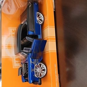 1/24 scale jada toys 1955 chevy Bel Air with custom wheel swap in box